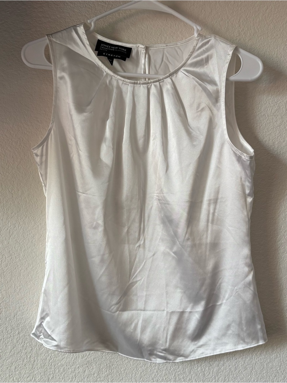 Jones New York White Satin Pleated Neck Sleeveless Camisole
